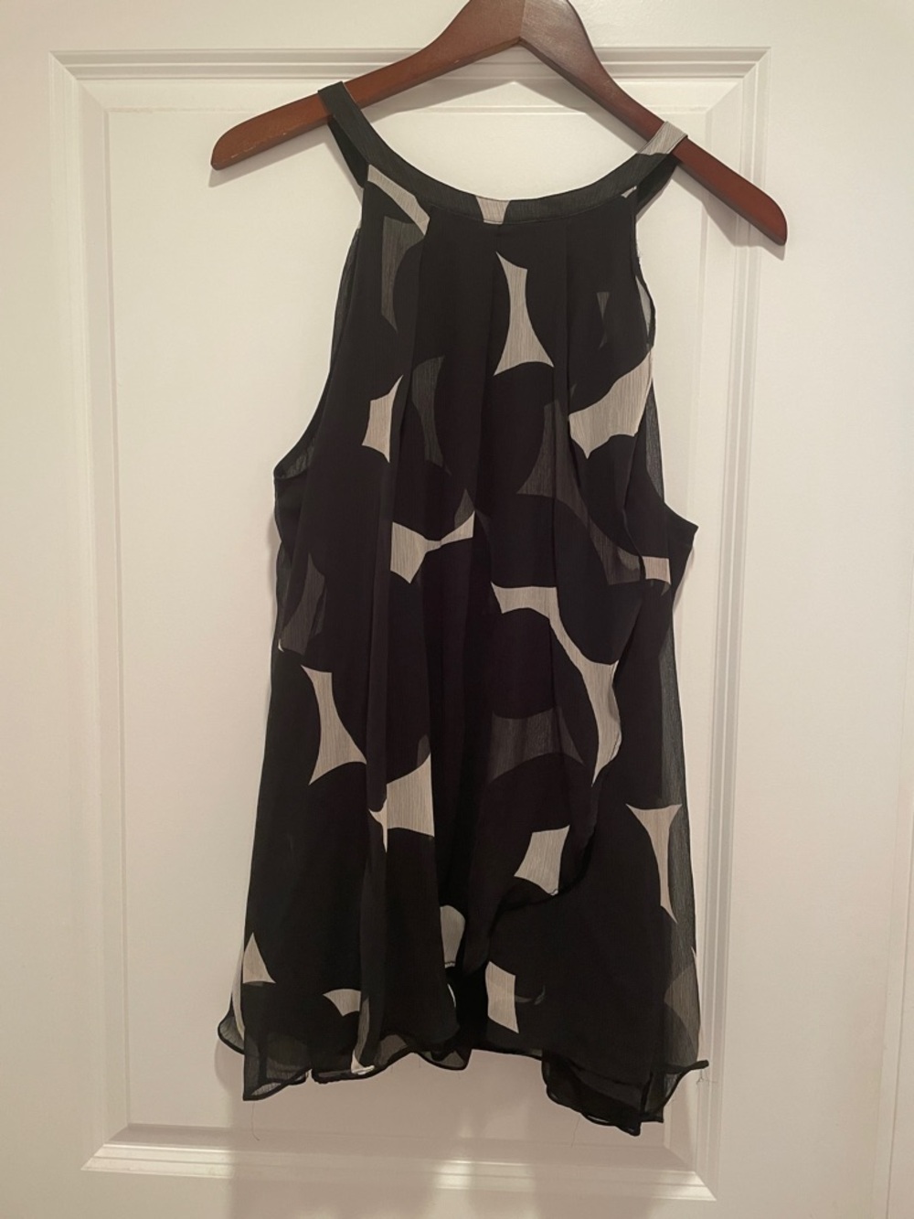 Sleeveless Black and Cream Patterned Halter Top
